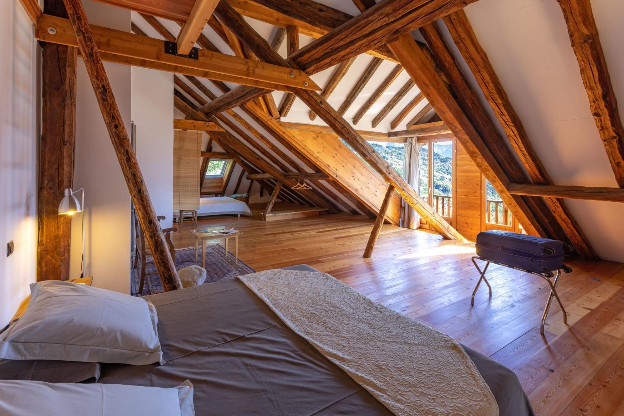 La Ferme De Beaute Bed & Breakfast Chateauroux-les-Alpes Dış mekan fotoğraf